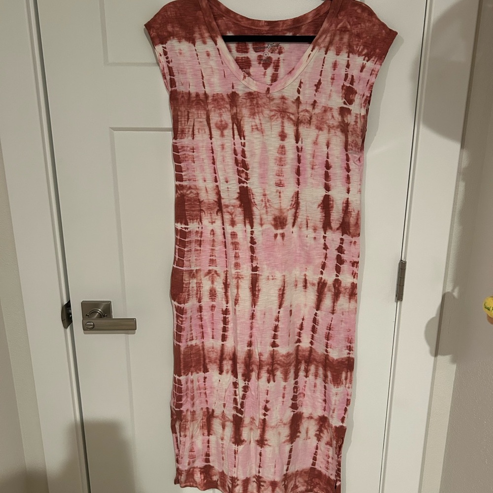 Universal Threads tie dye dress